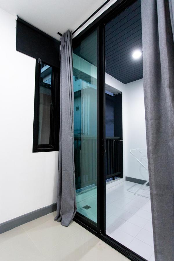 Silom yakınında 45 m2 stüdyo Daire, 1 banyolu Bangkok Dış mekan fotoğraf